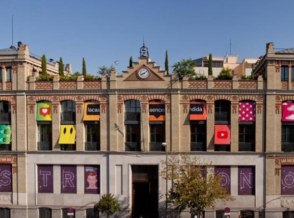 2 A 6 Pax Museos Y Ronda De Atocha Appartement Madrid Buitenkant foto